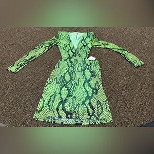NWT L Retail $55 Bad Gal Society Dress Green snakeskin LS open back gorgeous